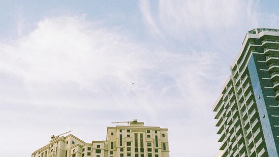 ఈ ప్రాంతంలో మొత్తం 18.67 ఎకరాల ప్రభుత్వ భూవేలానికి టీజీఐఐసీ ఏర్పాట్లు చేసింది. ఇందులో సర్వే నంబరు 83/1లో ప్లాట్ నంబరు 19లో 11 ఎకరాలు ఉంది. ఇక ఇదే సర్వే నంబరులో ప్లాట్ నంబరు 15ఎ2లో 7.67 ఎకరాలున్నాయి. ఈ ప్రాంతంలో మొత్తం 18.67 ఎకరాల ప్రభుత్వ భూవేలానికి టీజీఐఐసీ ఏర్పాట్లు చేసింది. ఇందులో సర్వే నంబరు 83/1లో ప్లాట్ నంబరు 19లో 11 ఎకరాలు ఉంది. ఇక ఇదే సర్వే నంబరులో ప్లాట్ నంబరు 15ఎ2లో 7.67 ఎకరాలున్నాయి.