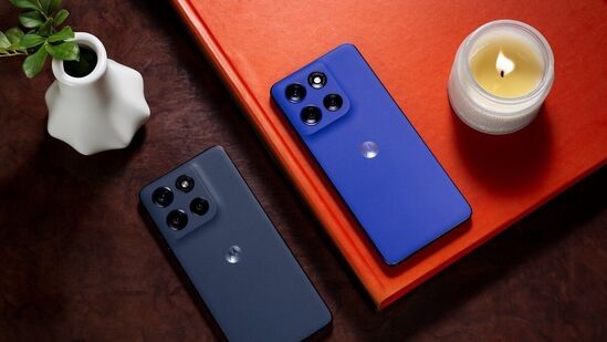 ఫ్లిప్​కార్ట్​లో పలు స్మార్ట్​ఫోన్స్​పై మంచి డిస్కౌంట్స్​ లభిస్తున్నాయి. వాటిల్లో మోటోరోలా రెజర్ 60 ఒకటి. ఈ గ్యాడ్జెట్​పై ఏకంగా రూ. 15వేల వరకు తగ్గింపు లభిస్తోంది!