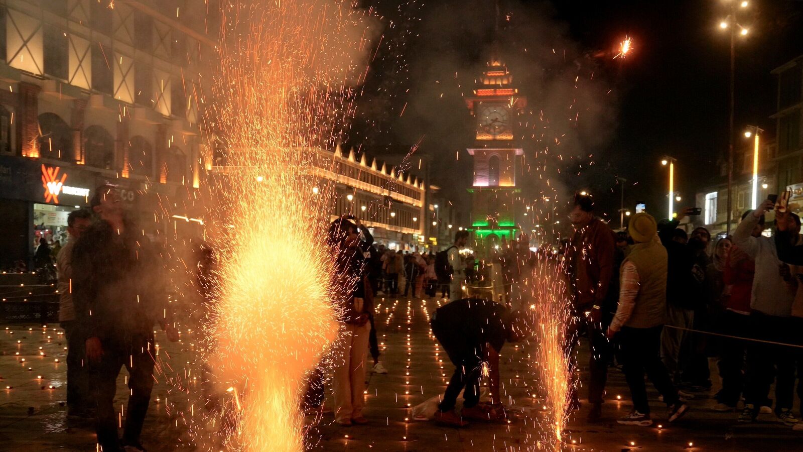 కాలిఫోర్నియాలో అధికారిక సెలవు దినంగా దీపావళి