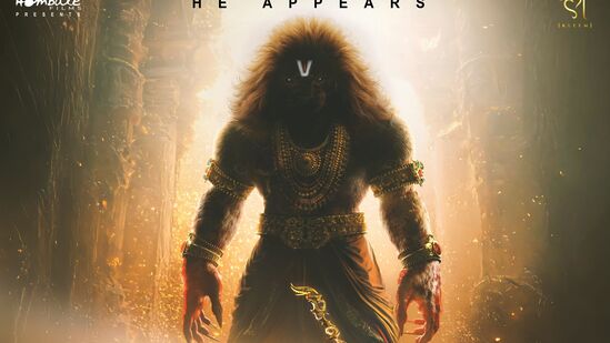 బ్లాక్‌బస్టర్ మూవీ మహావతార్ నరసింహా మూడో స్థానంలో ఉంది.