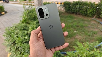 OxygenOS 16 బీటా: అప్డేట్ చేసే విధానం, అర్హత గల డివైజ్లు, కొత్త ఫీచర్ల పూర్తి వివరాలు (Aman Gupta) OxygenOS 16 బీటా: అప్డేట్ చేసే విధానం, అర్హత గల డివైజ్లు, కొత్త ఫీచర్ల పూర్తి వివరాలు (Aman Gupta)