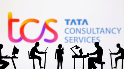 యూకేలో 5,000 కొత్త ఉద్యోగాలు: AI పట్టు కోసం TCS భారీ వ్యూహం (Reuters)