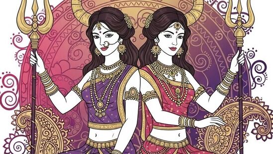 మిథున రాశి - రేపు మీకు అవకాశాలు లభిస్తాయి. మీ మాటలు, ఆలోచనలు రెండూ ఉపయోగకరంగా ఉంటాయి. మీరు చెప్పేది ఇతరులతో నేరుగా ప్రతిధ్వనిస్తుంది. మీరు కార్యాలయంలో కొత్త బాధ్యతలను పొందవచ్చు. పెద్ద ఒప్పందం లేదా ప్రాజెక్ట్ ప్రారంభం కావచ్చు. మీ ఆర్థిక పరిస్థితి మెరుగుపడే అవకాశం ఉంది. మీరు స్నేహితులు, కుటుంబ సభ్యుల నుండి మద్దతు పొందుతారు. మీరు ఏదైనా సృజనాత్మక రంగంలో నిమగ్నమైతే, మీ ప్రతిభ ప్రకాశిస్తుంది. మీ ప్రేమ జీవితంలో ఉద్రిక్తత ఉంటుంది, కానీ చిన్న విషయాల గురించి కలత చెందవద్దు. మిథున రాశి - రేపు మీకు అవకాశాలు లభిస్తాయి. మీ మాటలు, ఆలోచనలు రెండూ ఉపయోగకరంగా ఉంటాయి. మీరు చెప్పేది ఇతరులతో నేరుగా ప్రతిధ్వనిస్తుంది. మీరు కార్యాలయంలో కొత్త బాధ్యతలను పొందవచ్చు. పెద్ద ఒప్పందం లేదా ప్రాజెక్ట్ ప్రారంభం కావచ్చు. మీ ఆర్థిక పరిస్థితి మెరుగుపడే అవకాశం ఉంది. మీరు స్నేహితులు, కుటుంబ సభ్యుల నుండి మద్దతు పొందుతారు. మీరు ఏదైనా సృజనాత్మక రంగంలో నిమగ్నమైతే, మీ ప్రతిభ ప్రకాశిస్తుంది. మీ ప్రేమ జీవితంలో ఉద్రిక్తత ఉంటుంది, కానీ చిన్న విషయాల గురించి కలత చెందవద్దు.