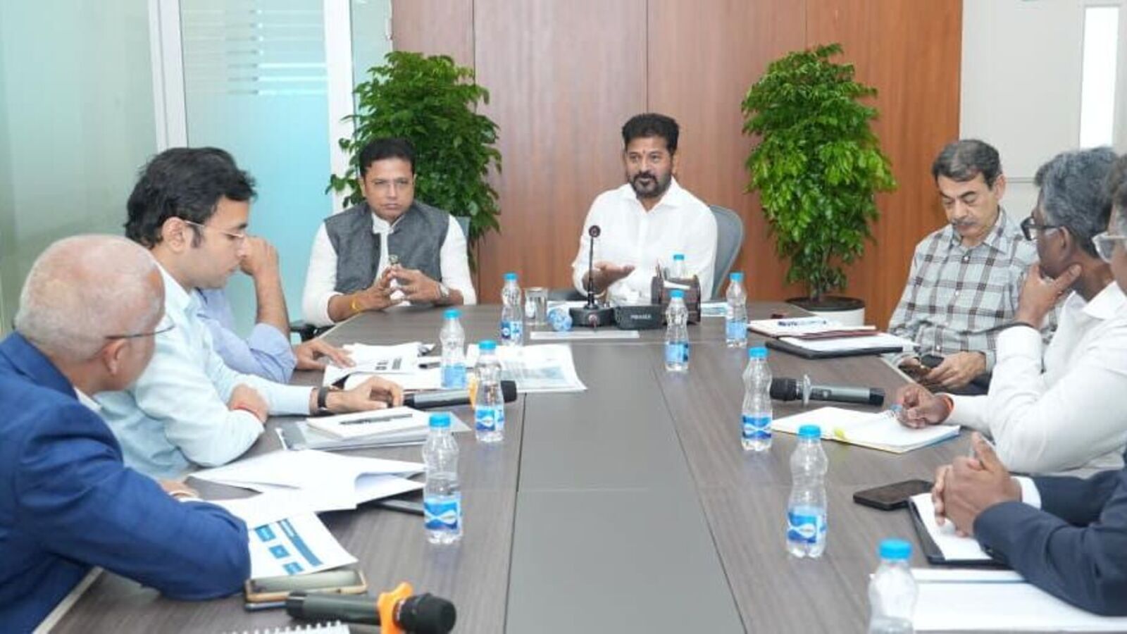 నవంబర్‌ నెలాఖరు నాటికి ‘టీ స్క్వేర్‌’ పనులు ప్రారంభం కావాలి - సీఎం రేవంత్ రెడ్డి