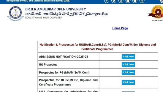ఆన్ లైన్ అప్లికేషన్ ఫీజుతో పాటు ట్యూషన్ ఫీజును ఆన్లైన్ విధానంలో చెల్లించాల్సి ఉంటుంది. ఆయా కోర్సులను బట్టి ఫీజులు ఉంటాయి. అధికారిక సైట్ https://braou.ac.in/ugprogram/UG#gsc.tab=0 లో వివరాలను కూడా పొందుపరిచారు. ఆన్ లైన్ అప్లికేషన్ ఫీజుతో పాటు ట్యూషన్ ఫీజును ఆన్లైన్ విధానంలో చెల్లించాల్సి ఉంటుంది. ఆయా కోర్సులను బట్టి ఫీజులు ఉంటాయి. అధికారిక సైట్ https://braou.ac.in/ugprogram/UG#gsc.tab=0 లో వివరాలను కూడా పొందుపరిచారు.