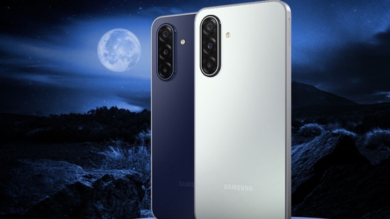 ఈ బడ్జెట్​ ఫ్రెండ్లీ స్మార్ట్​ఫోన్​ రేర్​లో 50ఎంపీ+5ఎంపీ+2ఎంపీ ట్రిపుల్​ కెమెరా సెటప్​ ఉంటుంది. ఇక సెల్ఫీలు, వీడియో కాల్స్​ కోసం 13ఎంపీ ఫ్రెంట్​ కెమెరాని ఇచ్చింది సంస్థ.