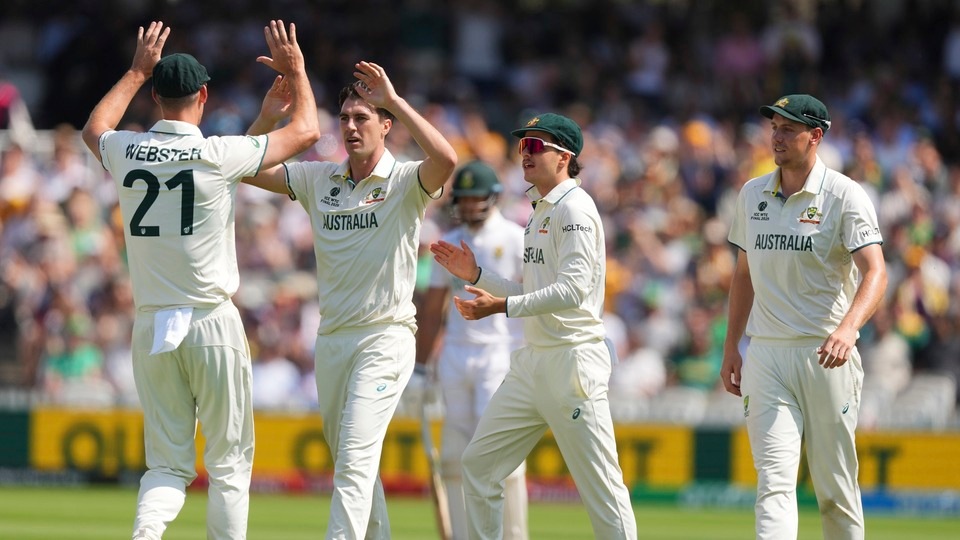 <p>అంతర్జాతీయ క్రికెట్లో అన్ని ఫార్మాట్లలో విజయాల విషయంలో ఆస్ట్రేలియా తిరుగులేని అగ్రగామిగా నిలిచింది. ఆస్ట్రేలియా 2107 మ్యాచ్ లకు గాను 1158 మ్యాచ్ ల్లో విజయం సాధించింది.</p>(AP)