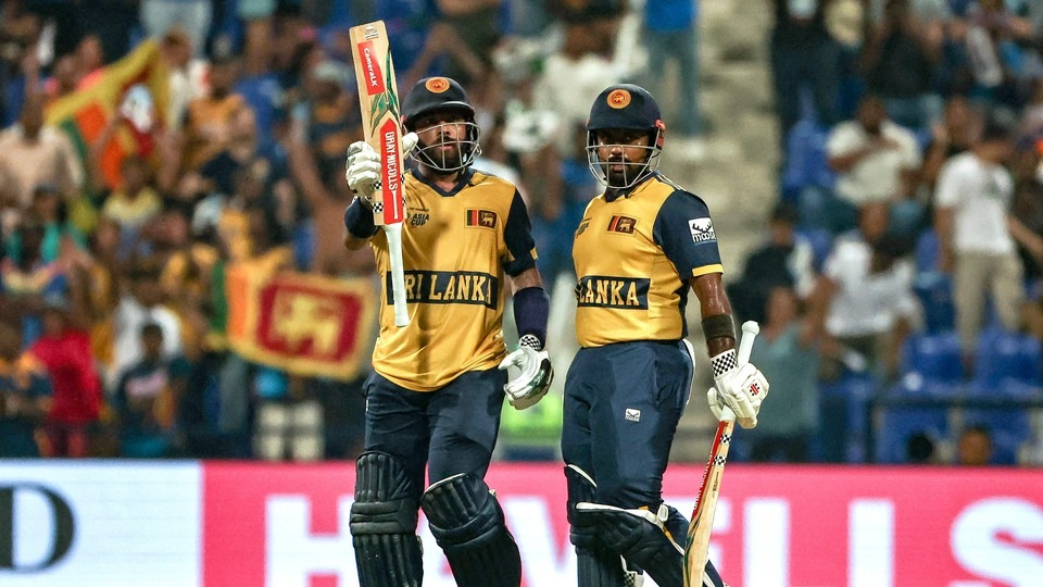 1559 అంతర్జాతీయ మ్యాచ్ లకు గాను 634 మ్యాచ్ ల్లో విజయం సాధించిన శ్రీలంక జట్టు 8వ స్థానంలో ఉంది. (AFP)